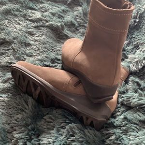 La Canadienne boots